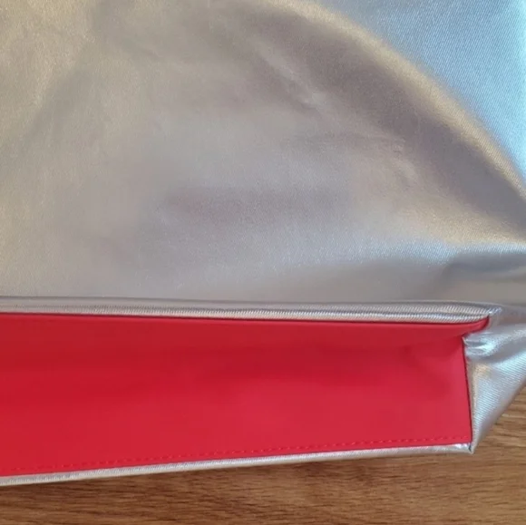 Clinique Silver Tote Bag  #New - Picture 4 of 7
